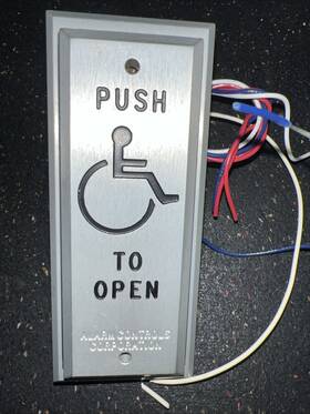 Ac-pn1141 Alarm Controls Used Pn2-141 Dpt Momentary Action Mullion Ada Push Plate