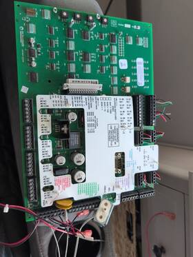 11021000 Ge Utc Fire And Security Commercial Burglar Alarm Unit System Module
