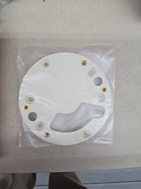 Sbd-110gp Hanwha Vision - Gang Box Plate For Qnd Xnd Hcd Lnd Cameras