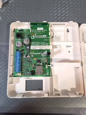 7845i-ent Honeywell Enterprise Internet Communicator No Battery Pre-owned #j5