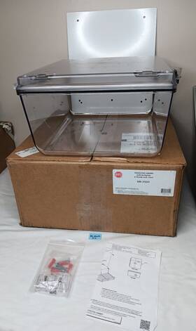 Sti-7531 Sti 662950753124 7531 Protective Cabinet With Back Plate And Thumb Lock Clear