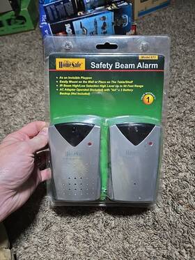 Street Wise 632291671012 New Homesafe 671 Infrared Safety Beam Alarm And Chime 60 Ft. Max Apart Ac