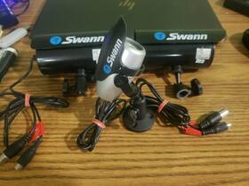 Sw212-mxl Swann Sw211-sty Lot Of 2 Cctv Security Camera With Style Cam Used