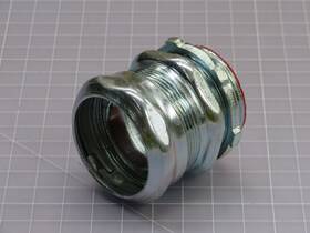 T249178 Thomas & Betts 785991025217 Lot Of 25 And Tc715a 1-1/2 Inch Compression Connector
