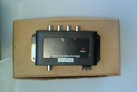 Vta-d104 Vitek Four Output Video Distributor With Power Supply