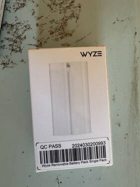 Wyze 2024030200993 Removable Battery Pack White Integrated Usb-c Port Single