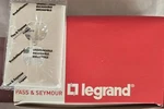 Lot Of 20 Pass And Seymour Trademaster Wall Plate TPJ8-W VL-72. Fixed Price $38.58.