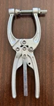 De-sta-co 462 Squeeze Action Clamp, Swivel, 700LB. New. Fixed Price $45.00.