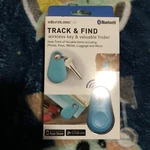Soundlogic Xt Track And Wireless Key & Valuable Finder Blue. Fixed Price $10.00.